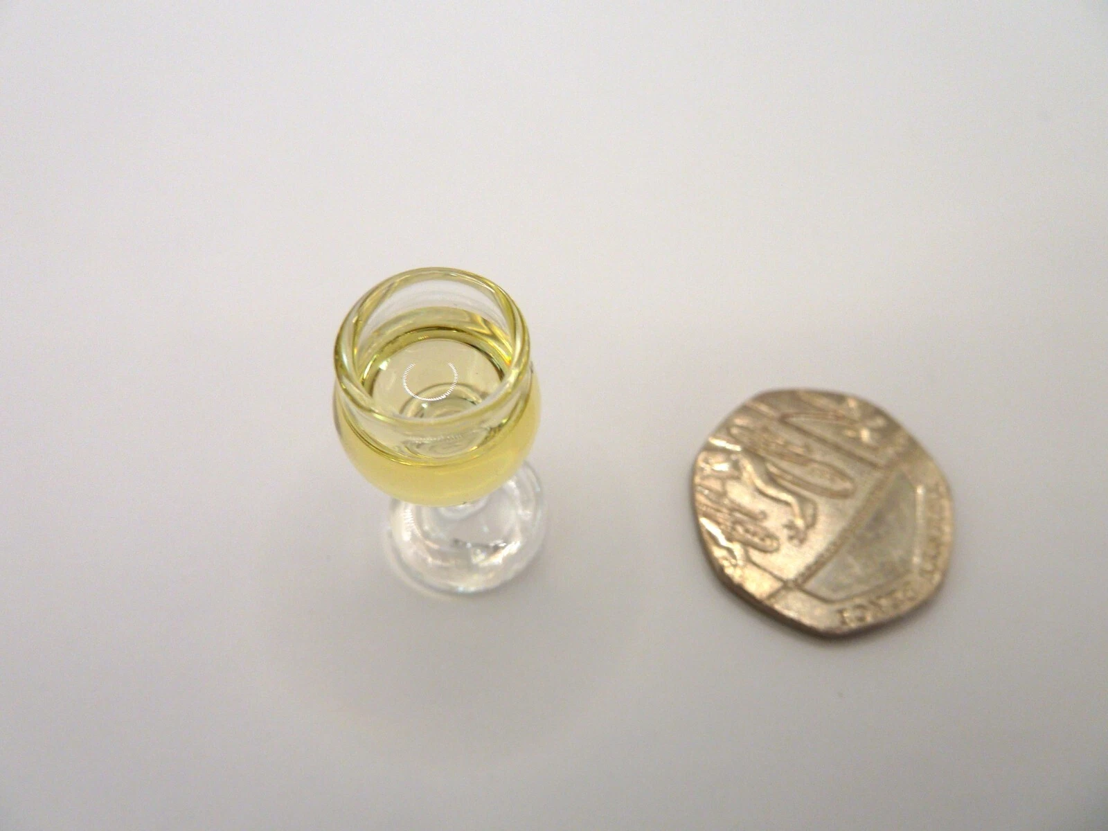Dolls House Large Glass of White Wine Dining Bar Miniature 1:12th Scale - Image 3